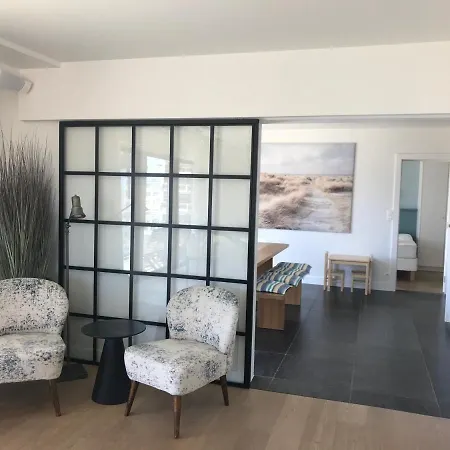 Westrand Apartment De Panne